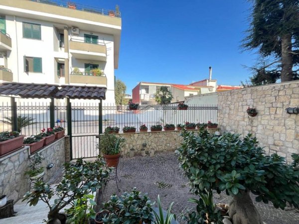 casa indipendente in vendita a Giugliano in Campania