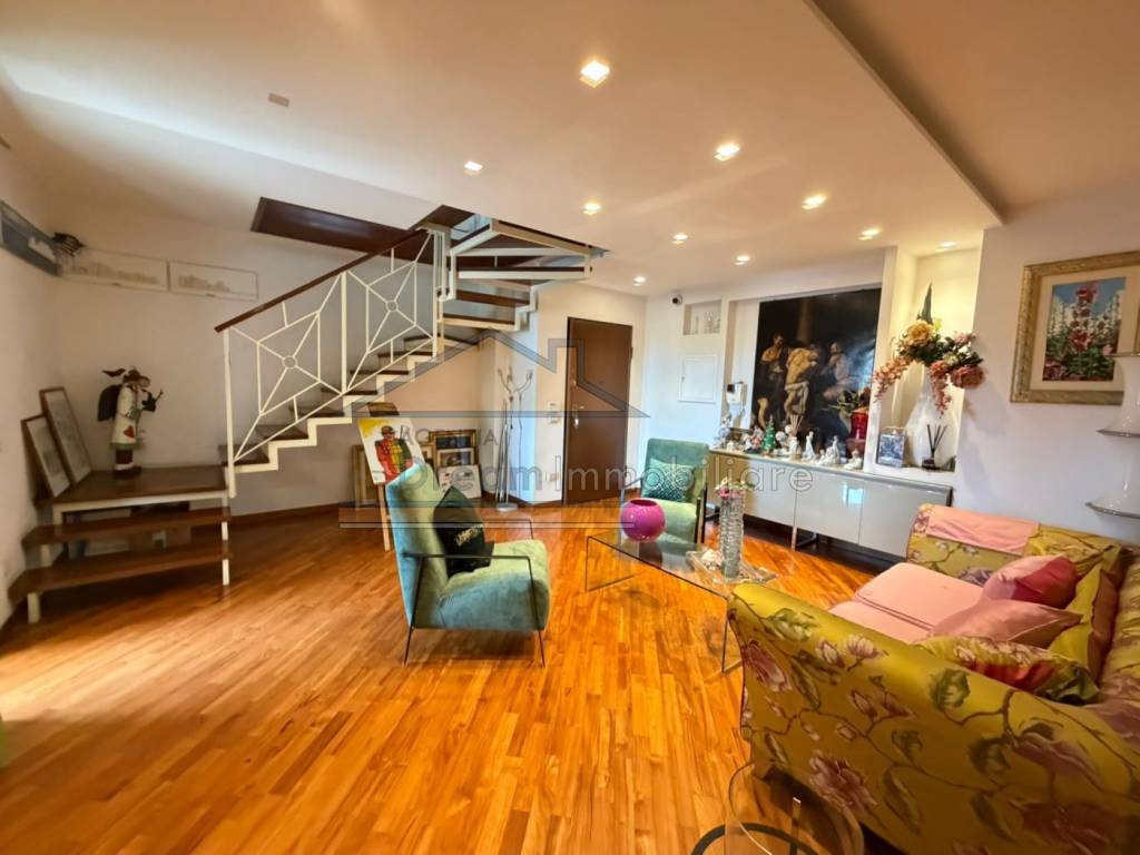 appartamento in vendita a Giugliano in Campania