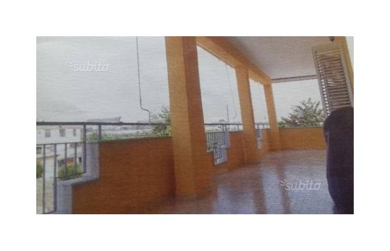 casa indipendente in vendita a Giugliano in Campania in zona Varcaturo