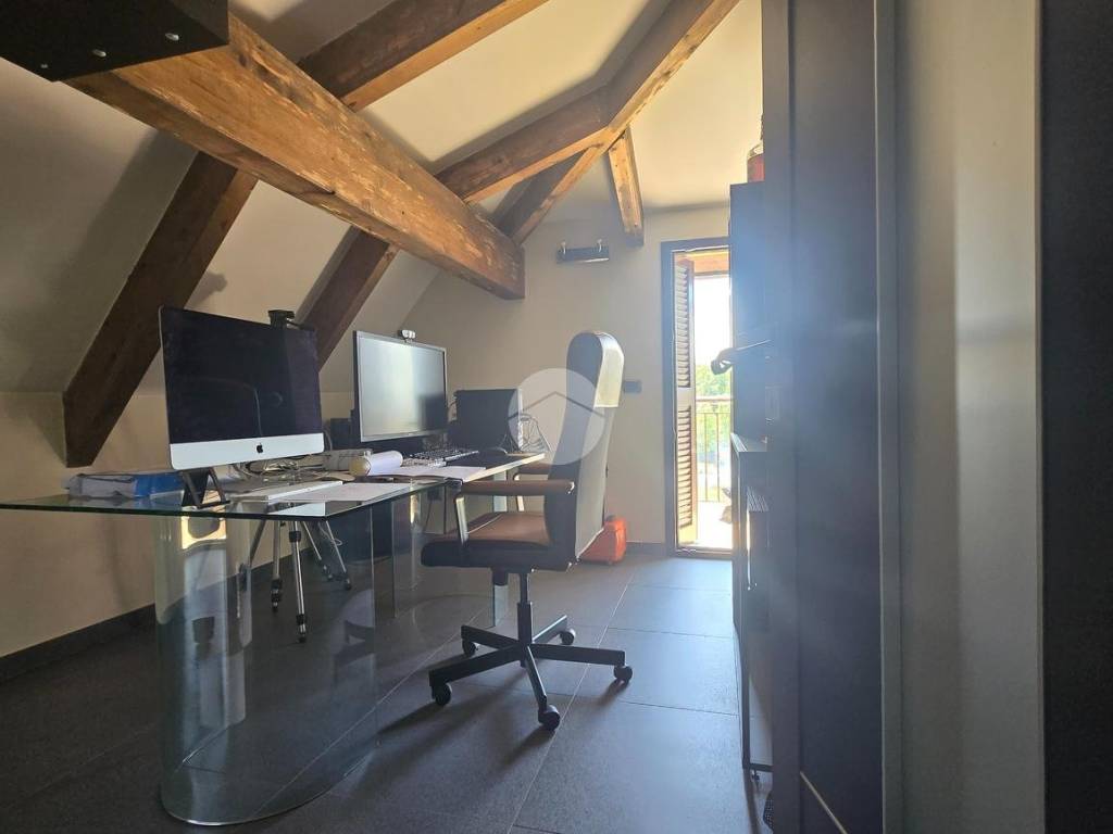 appartamento in vendita a Giugliano in Campania in zona Varcaturo