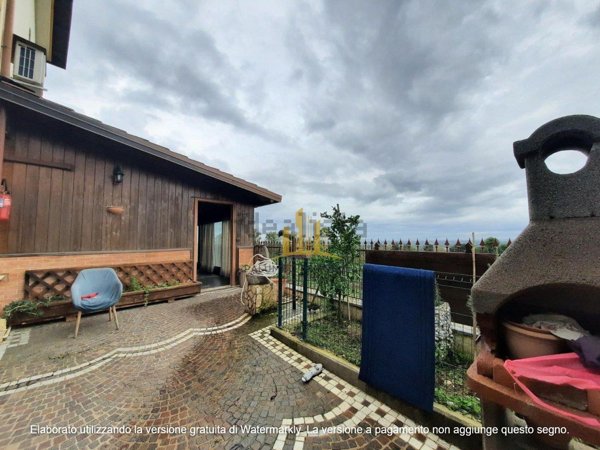 casa indipendente in vendita a Giugliano in Campania
