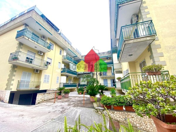 appartamento in vendita a Giugliano in Campania