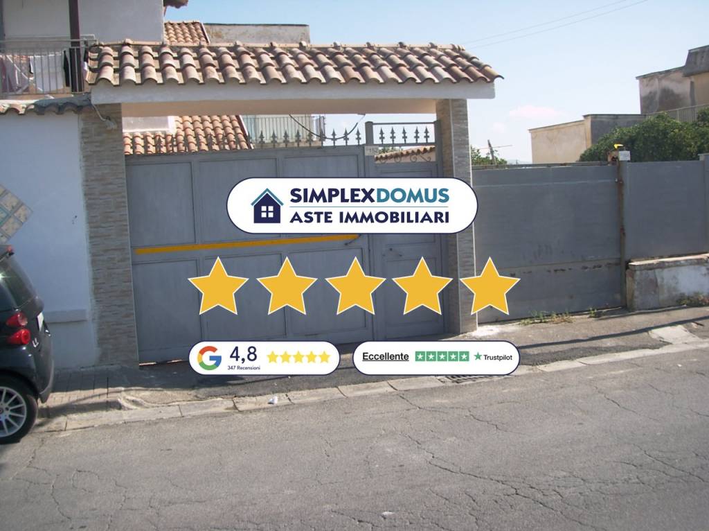 casa indipendente in vendita a Giugliano in Campania in zona Licola