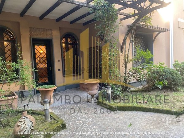 casa indipendente in vendita a Giugliano in Campania