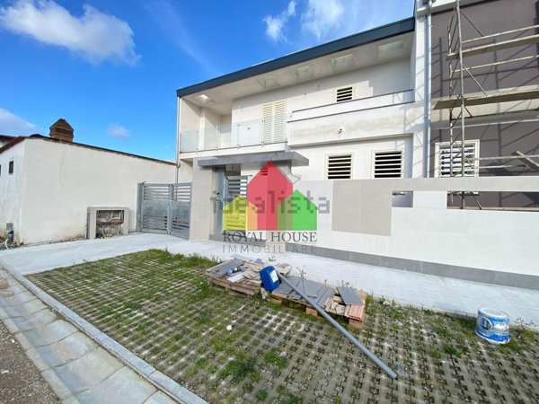 casa indipendente in vendita a Giugliano in Campania in zona Casacelle