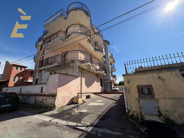 appartamento in vendita a Giugliano in Campania in zona Varcaturo