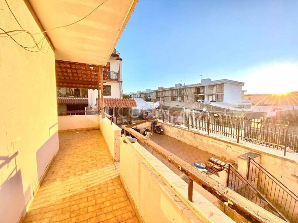 casa indipendente in vendita a Giugliano in Campania in zona Lago Patria