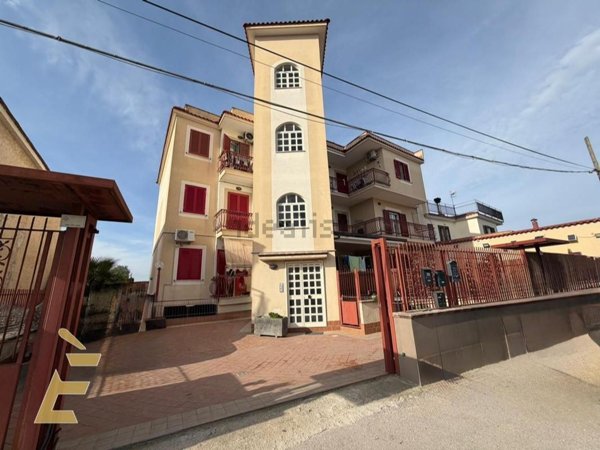 appartamento in vendita a Giugliano in Campania in zona Varcaturo