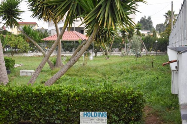 casa indipendente in vendita a Giugliano in Campania in zona Licola
