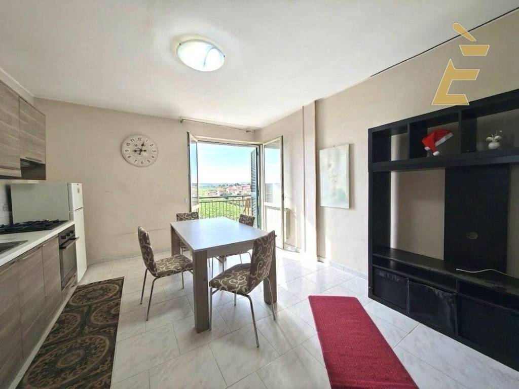 appartamento in vendita a Giugliano in Campania in zona Varcaturo