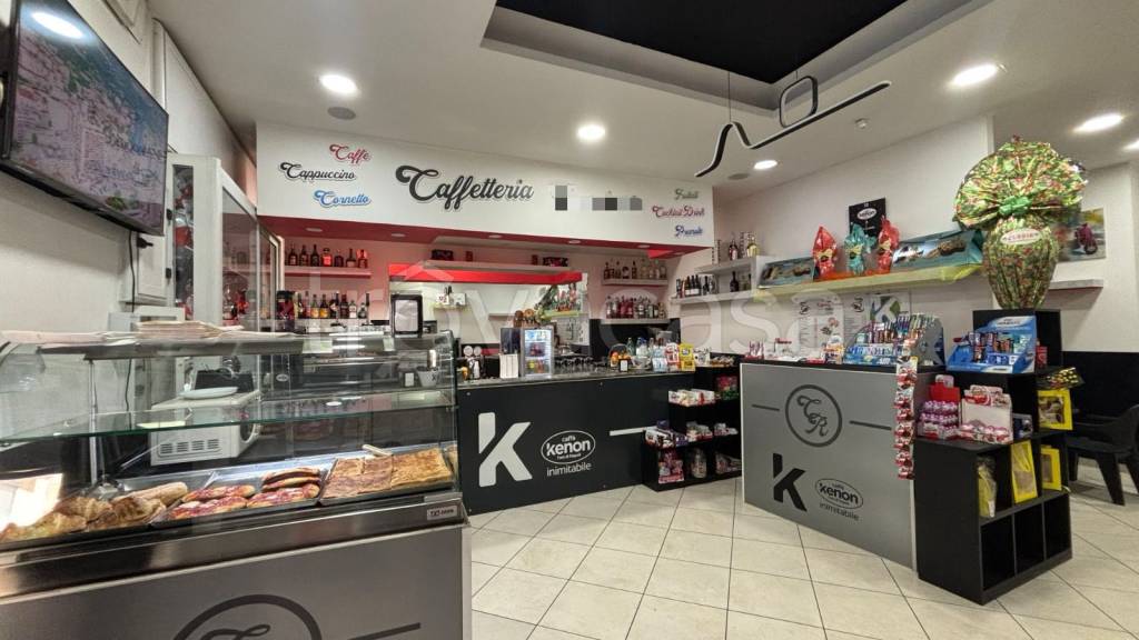 negozio in vendita a Giugliano in Campania
