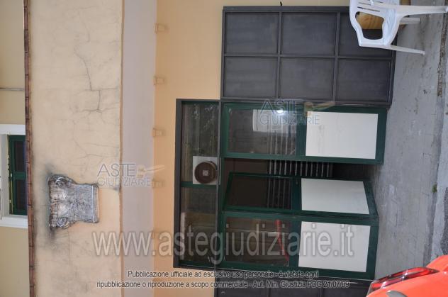 negozio in vendita a Giugliano in Campania in zona Massariola / Amodio