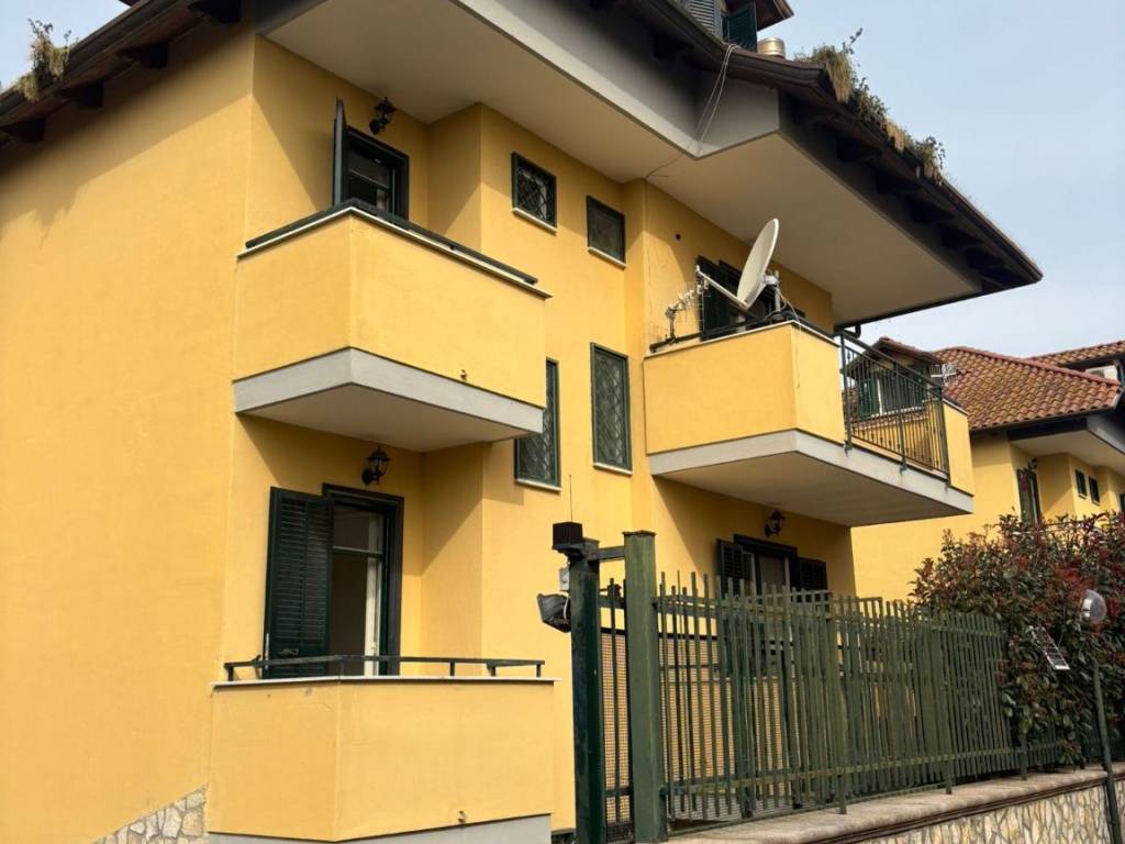 casa indipendente in vendita a Giugliano in Campania in zona Lago Patria