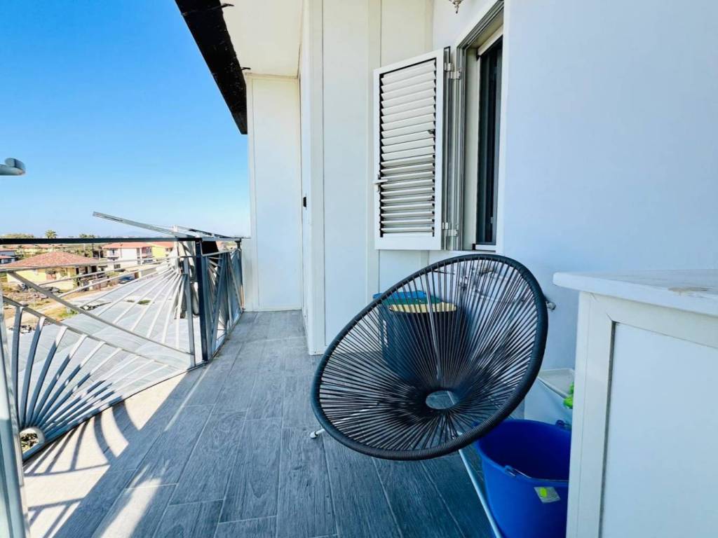 appartamento in vendita a Giugliano in Campania in zona Varcaturo