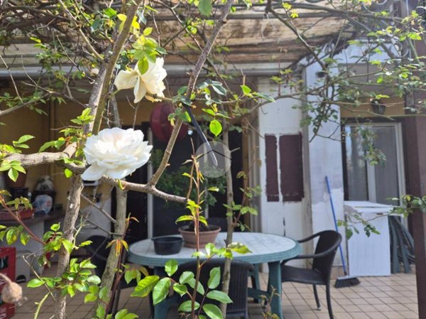 appartamento in vendita a Giugliano in Campania in zona Varcaturo