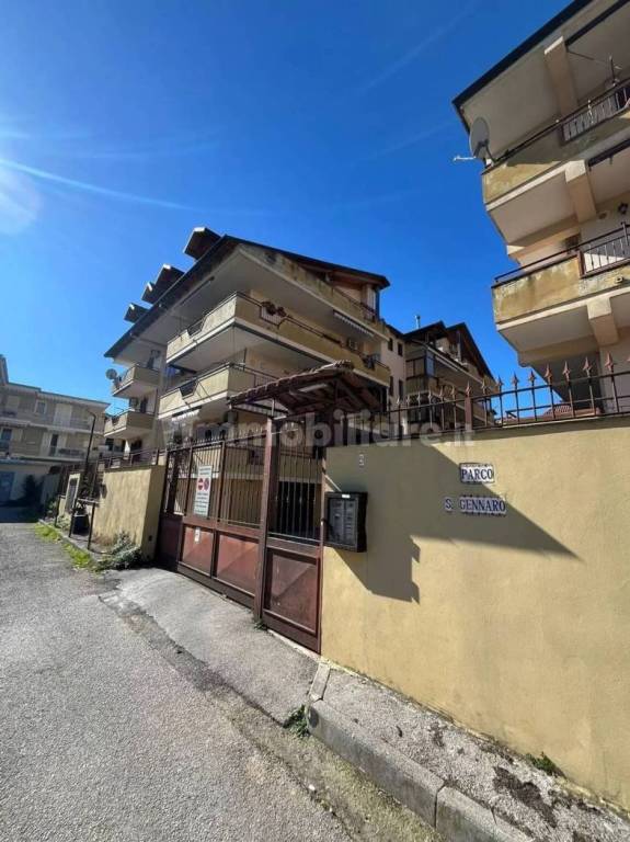appartamento in vendita a Giugliano in Campania