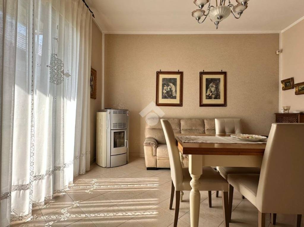 appartamento in vendita a Giugliano in Campania