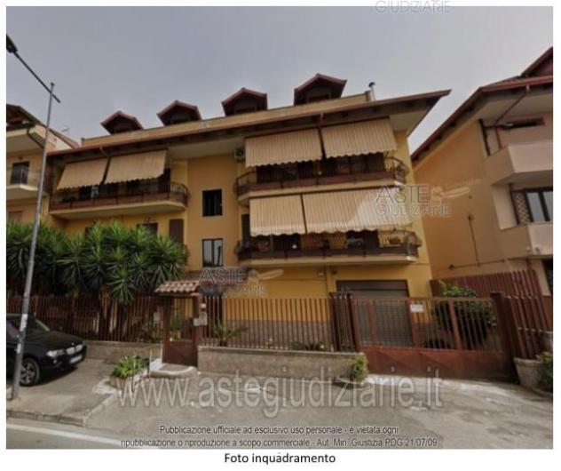 locale commerciale in vendita a Giugliano in Campania