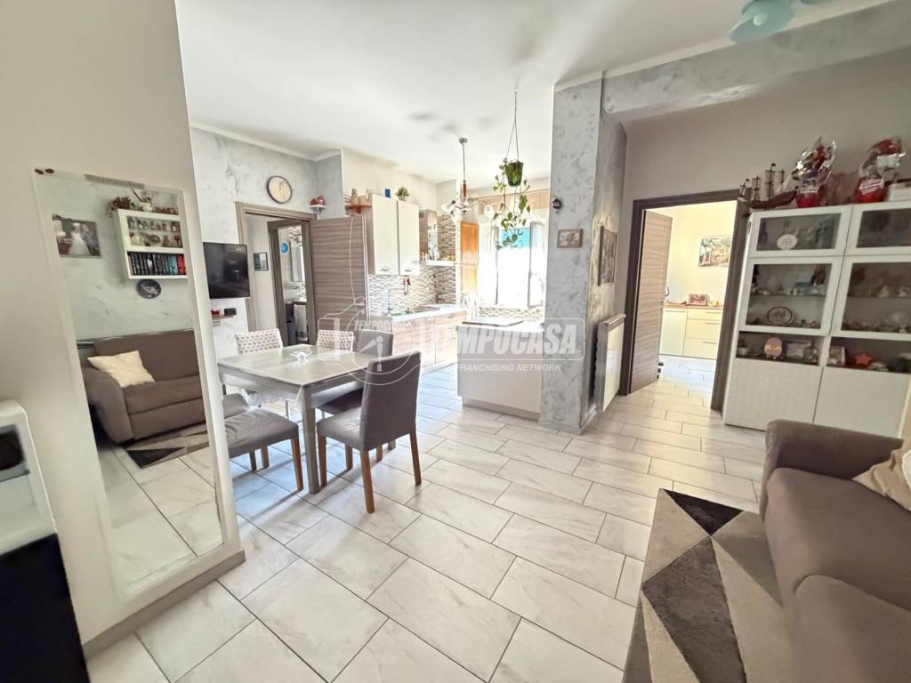 appartamento in vendita a Giugliano in Campania