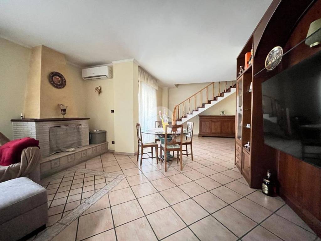 appartamento in vendita a Giugliano in Campania