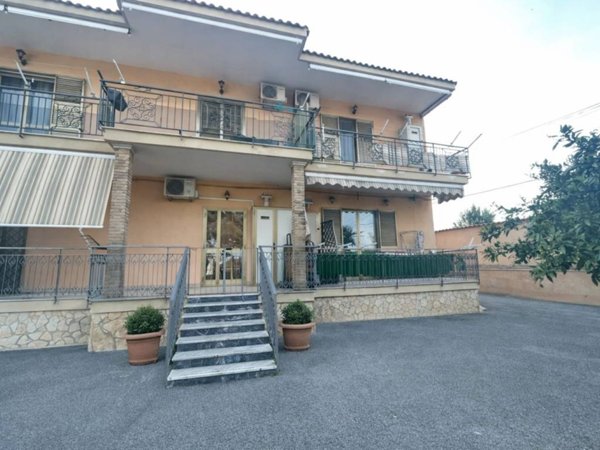 appartamento in vendita a Giugliano in Campania in zona Licola