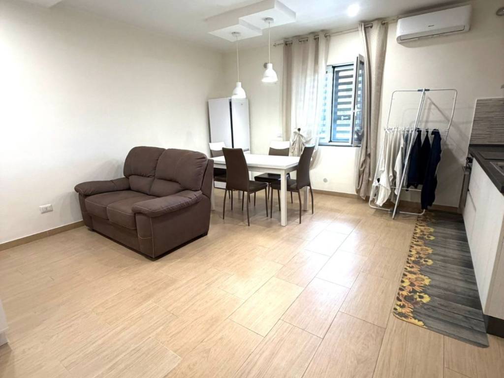 appartamento in vendita a Giugliano in Campania in zona Varcaturo