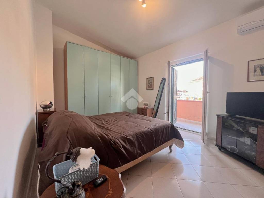 casa indipendente in vendita a Giugliano in Campania in zona Licola