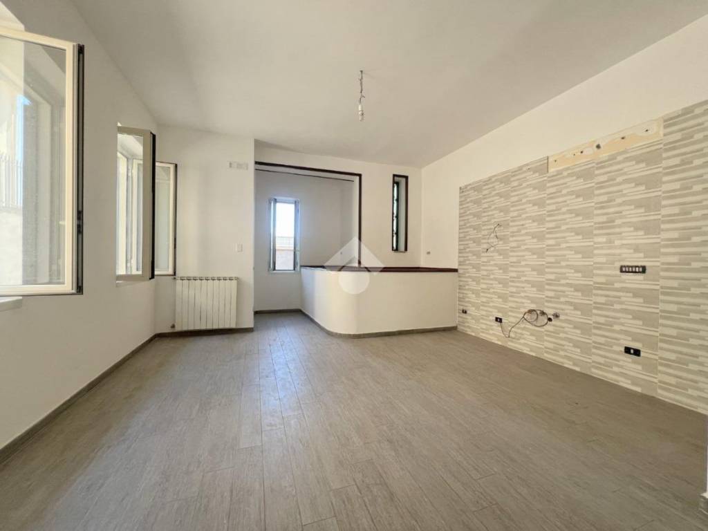 appartamento in vendita a Giugliano in Campania in zona Varcaturo