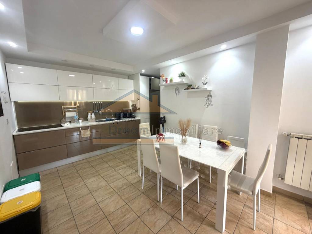 appartamento in vendita a Giugliano in Campania