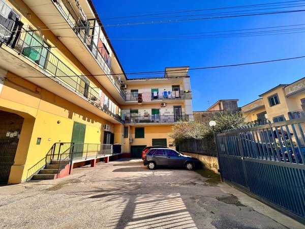appartamento in vendita a Giugliano in Campania