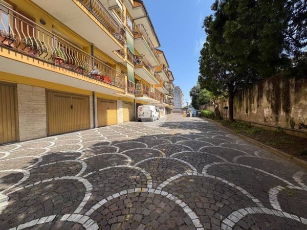 appartamento in vendita a Giugliano in Campania