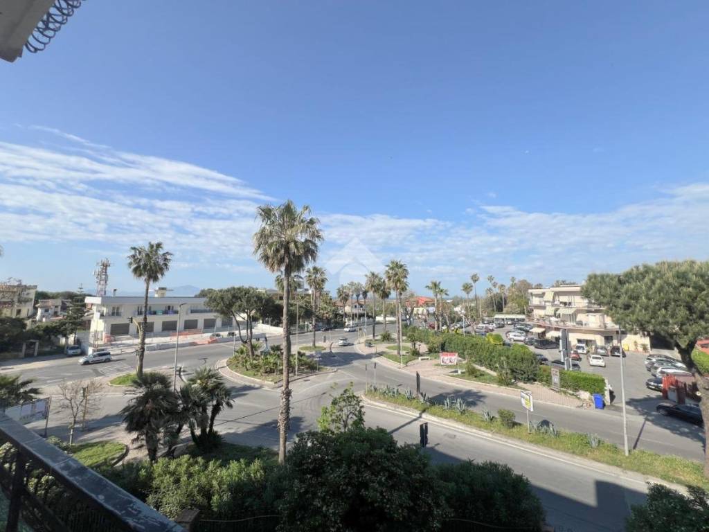 appartamento in vendita a Giugliano in Campania in zona Lago Patria