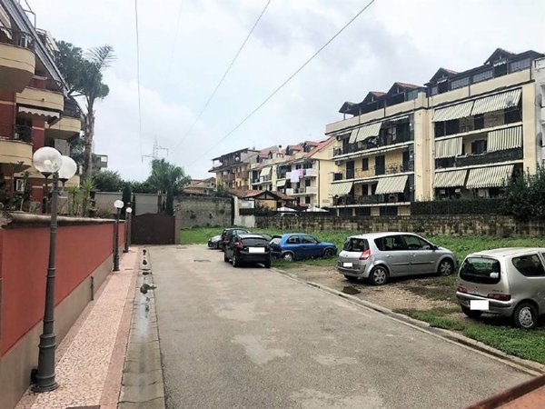 casa indipendente in vendita a Giugliano in Campania