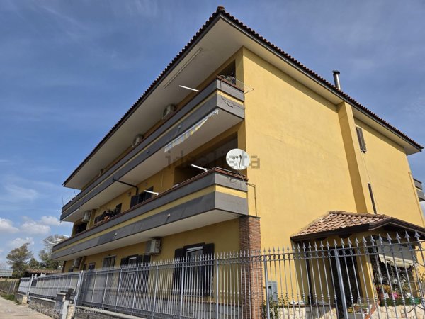 appartamento in vendita a Giugliano in Campania in zona Varcaturo