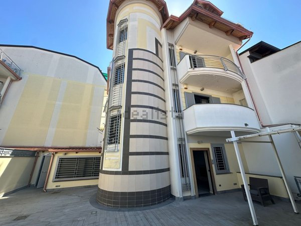 casa indipendente in vendita a Giugliano in Campania