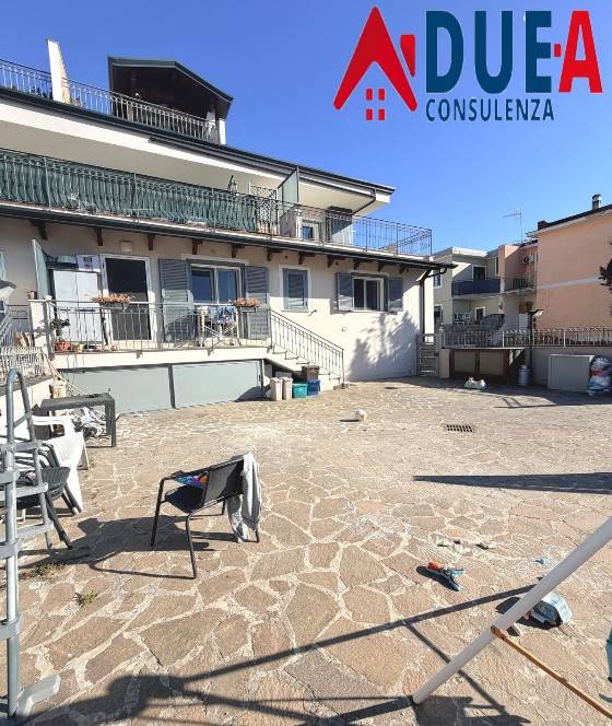 appartamento in vendita a Giugliano in Campania in zona Lago Patria
