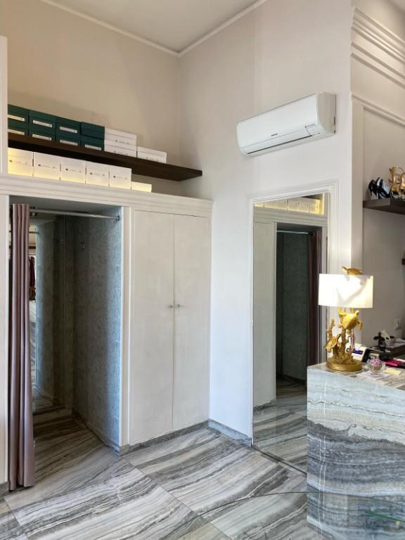 negozio in vendita a Giugliano in Campania