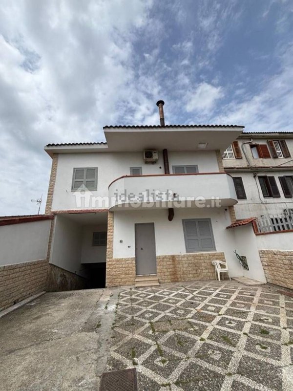 casa indipendente in vendita a Giugliano in Campania