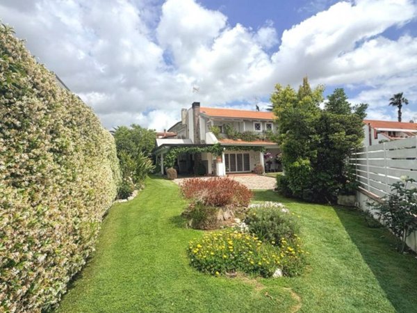 casa indipendente in vendita a Giugliano in Campania in zona Lago Patria