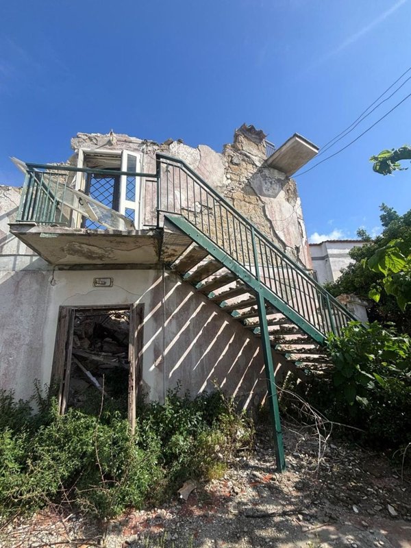 casa indipendente in vendita a Giugliano in Campania