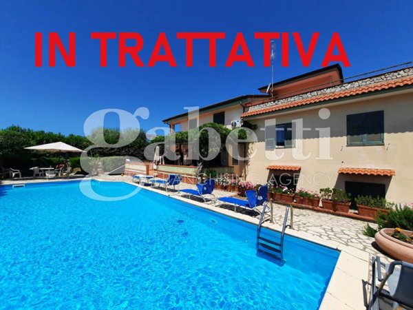 casa indipendente in vendita a Giugliano in Campania in zona Massariola / Amodio