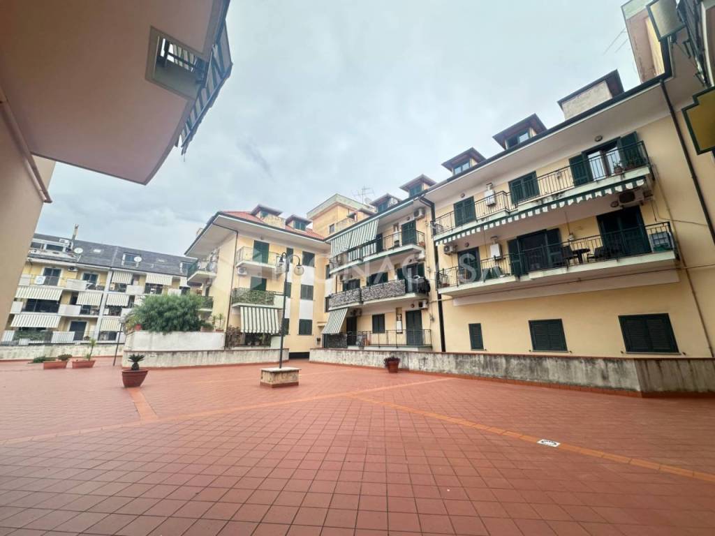 appartamento in vendita a Giugliano in Campania