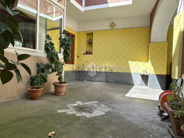 casa indipendente in vendita a Giugliano in Campania