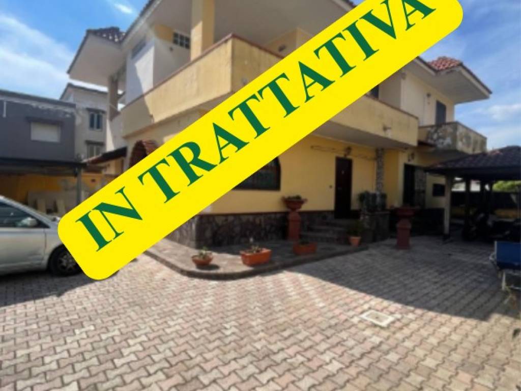 casa indipendente in vendita a Giugliano in Campania