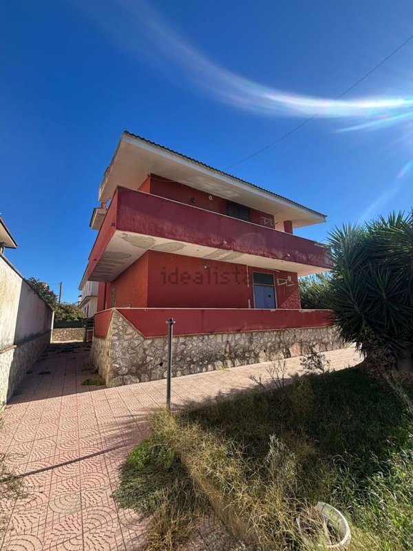casa indipendente in vendita a Giugliano in Campania in zona Lago Patria
