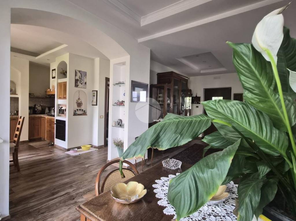 casa indipendente in vendita a Giugliano in Campania in zona Lago Patria