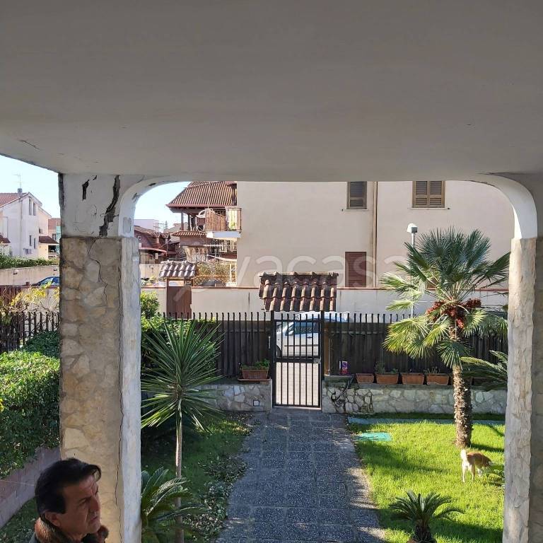 appartamento in vendita a Giugliano in Campania in zona Varcaturo