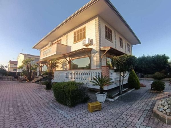 casa indipendente in vendita a Giugliano in Campania in zona Massariola / Amodio