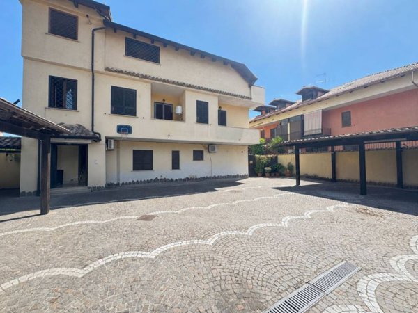 appartamento in vendita a Giugliano in Campania in zona Varcaturo