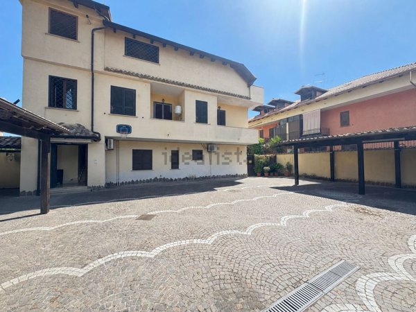 appartamento in vendita a Giugliano in Campania in zona Varcaturo